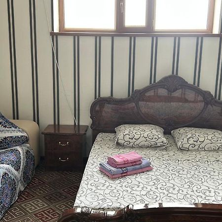 Guest House 777 Turkistan Ngoại thất bức ảnh