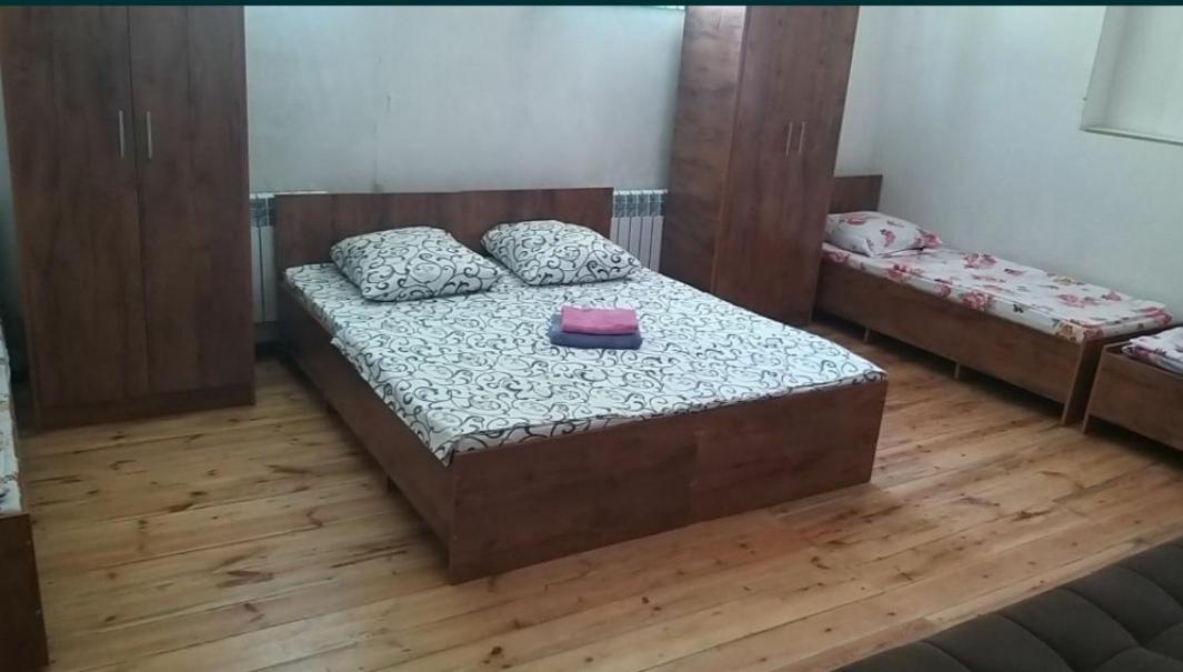 Guest House 777 Turkistan Ngoại thất bức ảnh