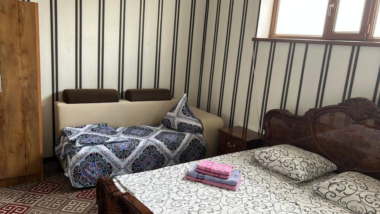 Guest House 777 Turkistan Ngoại thất bức ảnh